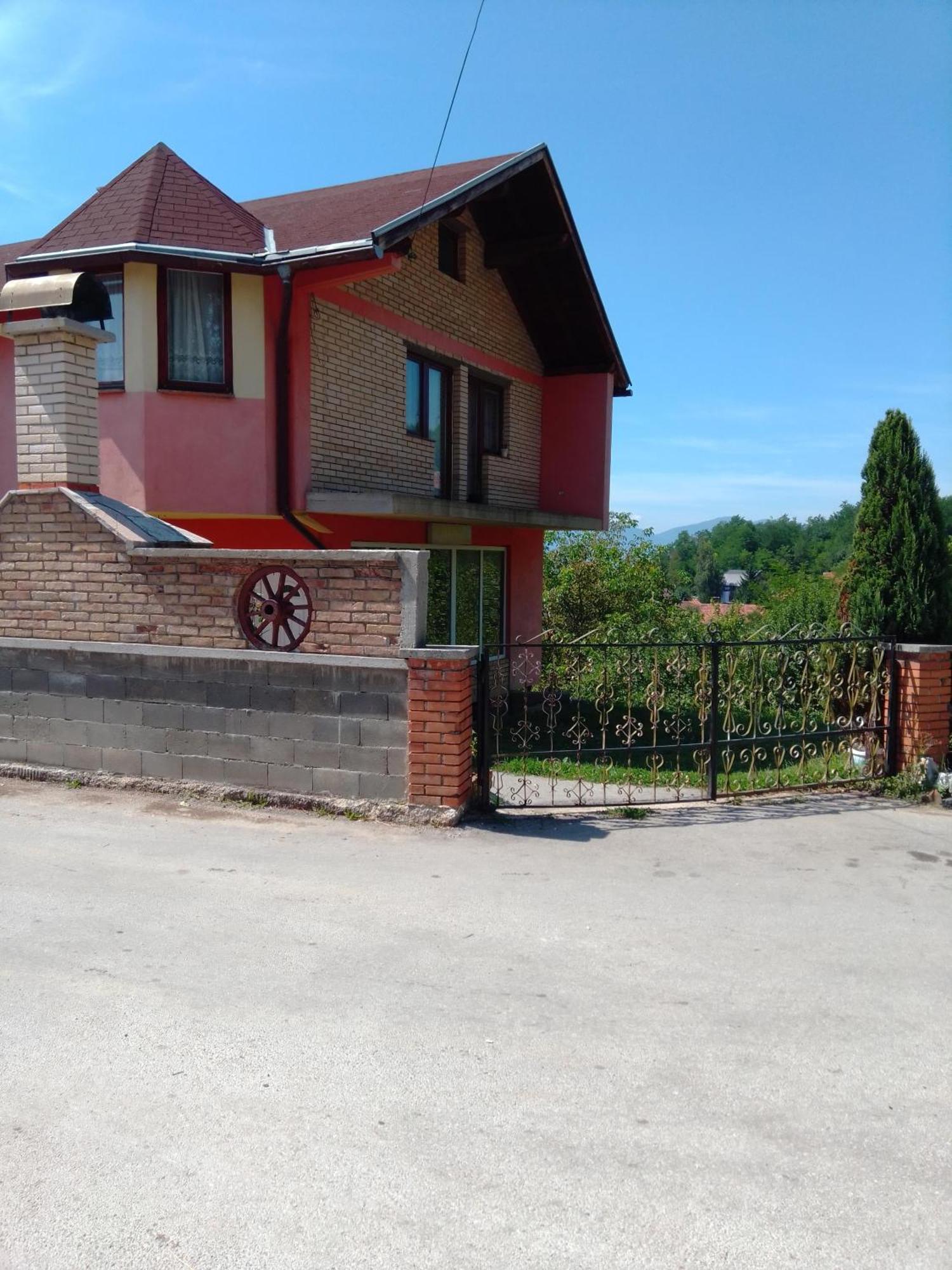 Apartman House Annesa サラエヴォ エクステリア 写真